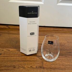 set of two dartington wineglasses